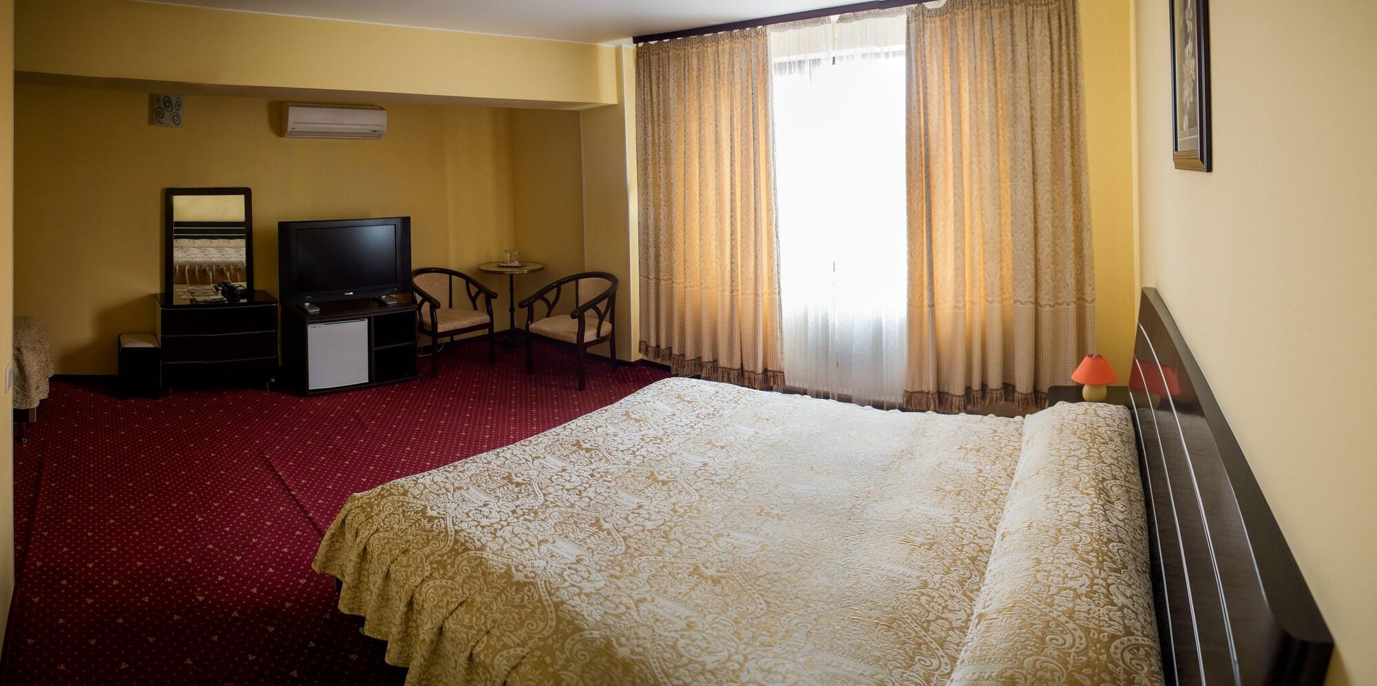 Hotel Regal Braşov Exteriör bild
